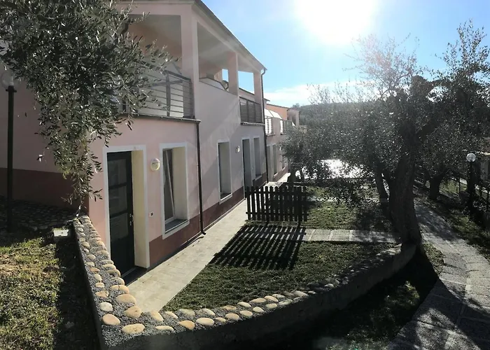 Apartman Borgoverde-4 By Interhome