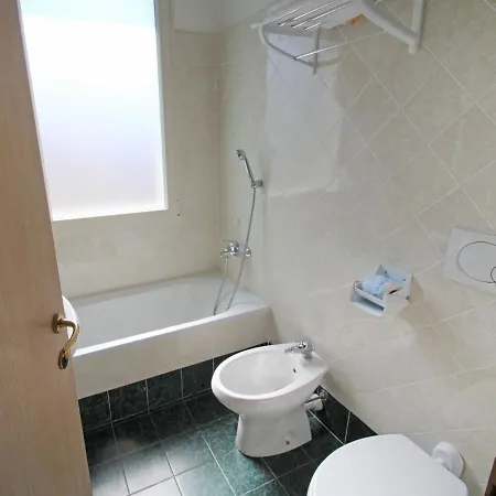 Appartement Borgoverde-4 By Interhome